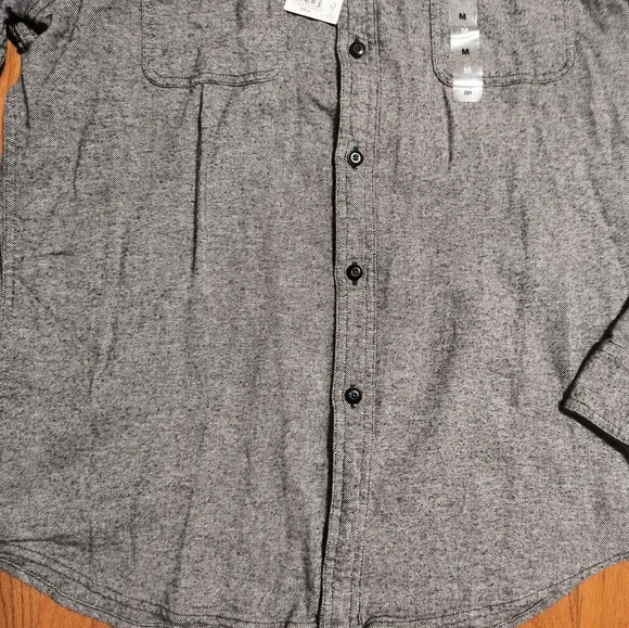NWT Sonoma the Super Soft Flannel button down shirt, men's medium, gray - Picture 2 of 13